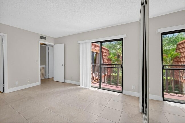 Building Photo - 3312 Spanish Wells Dr