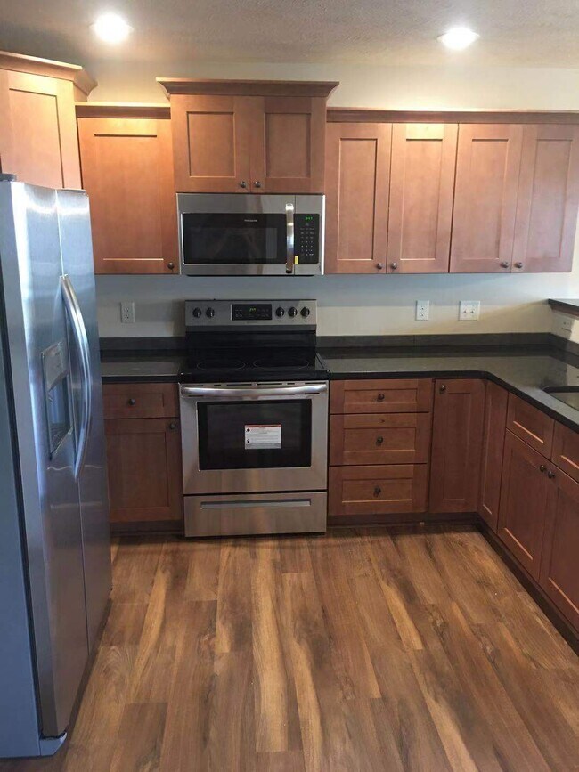 Building Photo - 9052 Tumbleweed Dr