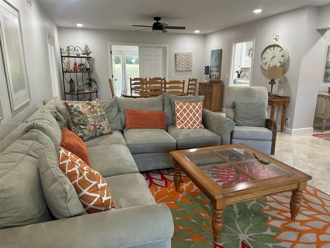 Building Photo - 4161 S US Hwy 1