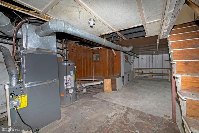 Building Photo - 1078 Morton St