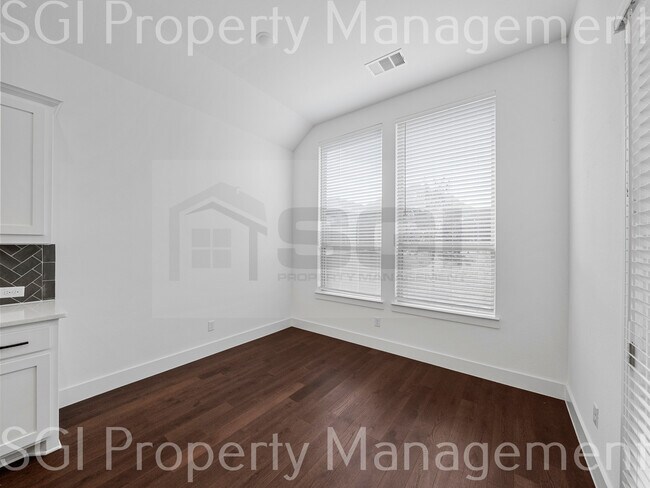 Building Photo - 4125 Sweet Birch Dr