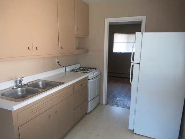 Building Photo - 2503 W Willamette Ave