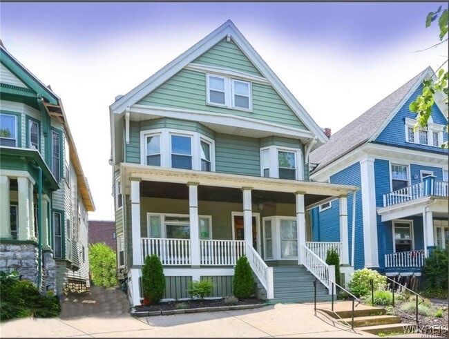 Primary Photo - 333 Lafayette Ave