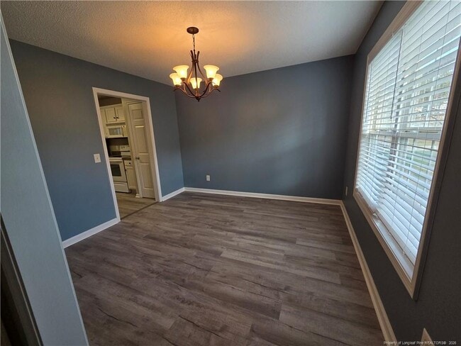 Building Photo - 220 Loxley Ln