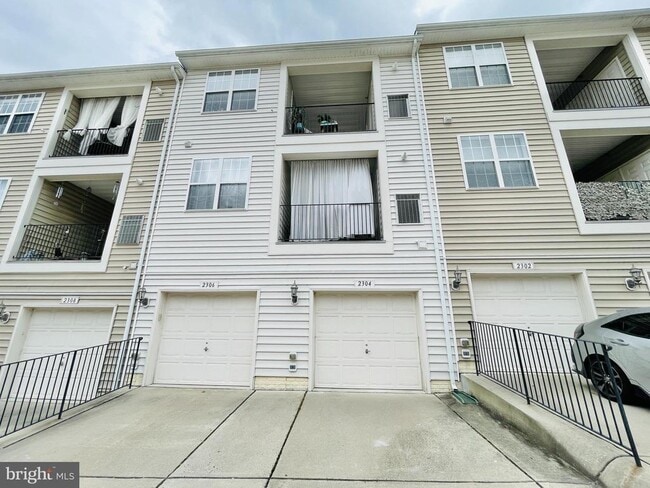 Building Photo - 2304 Margraf Cir