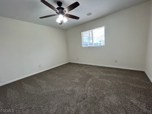 Building Photo - 2712 SW 11th Pl