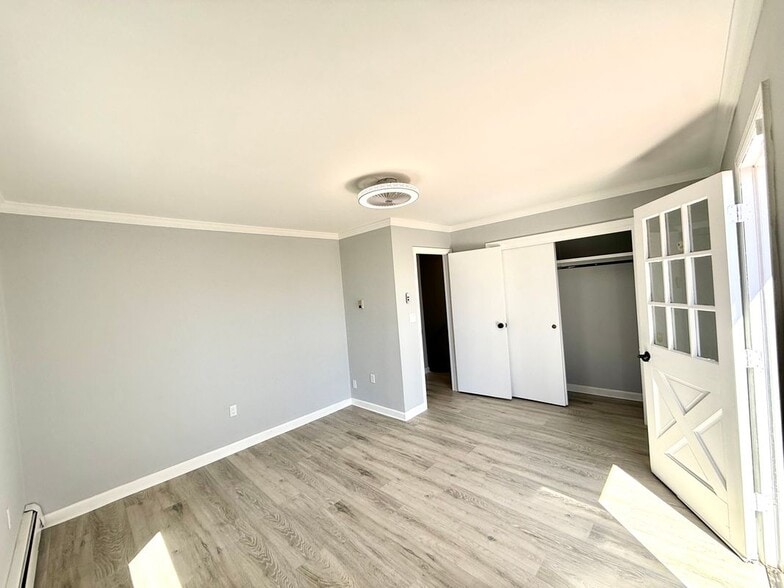 Building Photo - 35 Fiat Ave