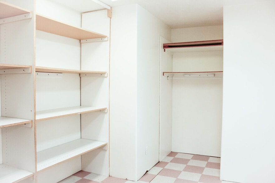 Office area or storage room - 4117 W 475 N