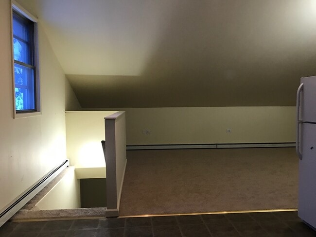 Building Photo - 147 Hunt Ct