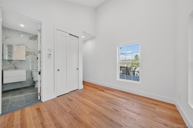 Building Photo - 19 Grandview Trail