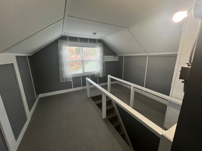 Building Photo - Beautiful views of Mt. Hood!