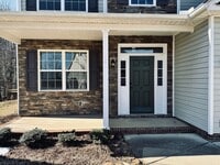 Building Photo - South AVL - Well Kept, Large Home with Garage