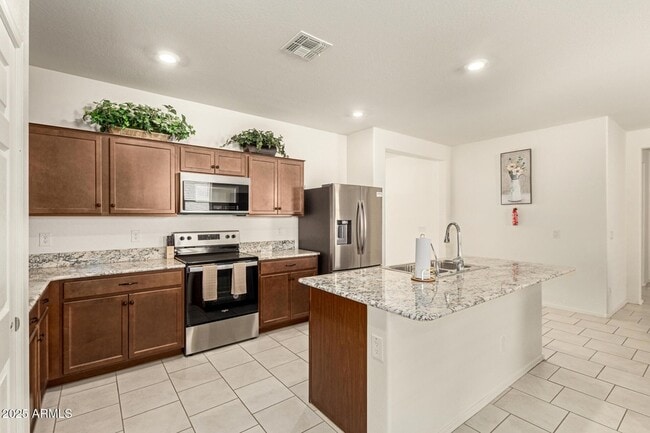 Building Photo - 1017 S 7th St