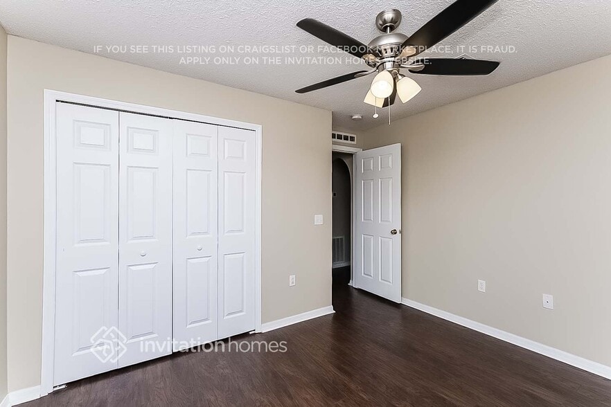 Building Photo - 17037 Holmby Ct