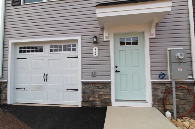 Building Photo - 34 Apple Wood Ln
