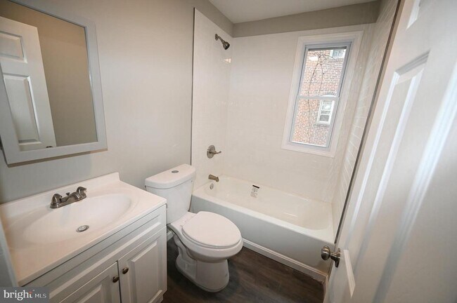 Building Photo - 2952 Sollers Point Rd