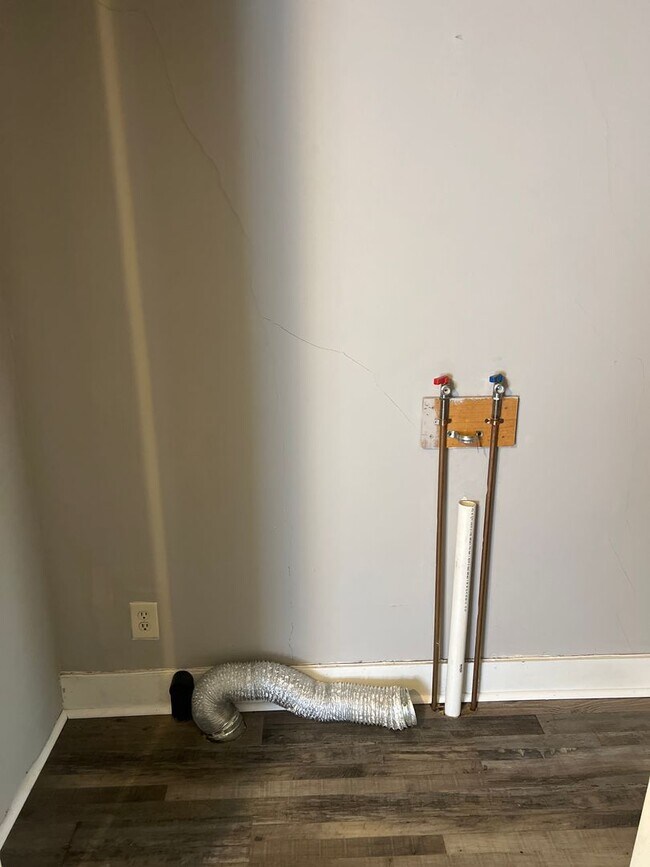 Building Photo - 1224 N Rutledge St