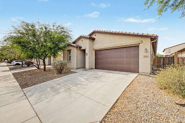 Building Photo - Glendale Home