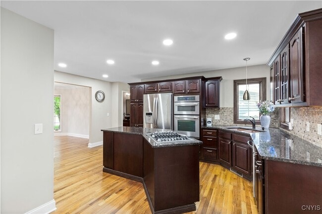 Building Photo - 3306 Glen Abbey Terrace