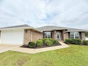 Building Photo - Spacious 4-Bedroom Home - Whisper Creek