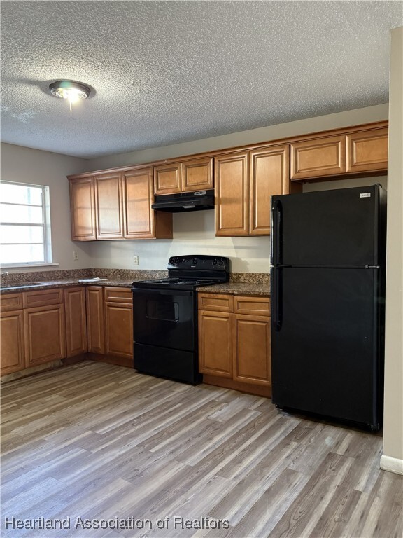 Building Photo - 1442 N Melrose Dr