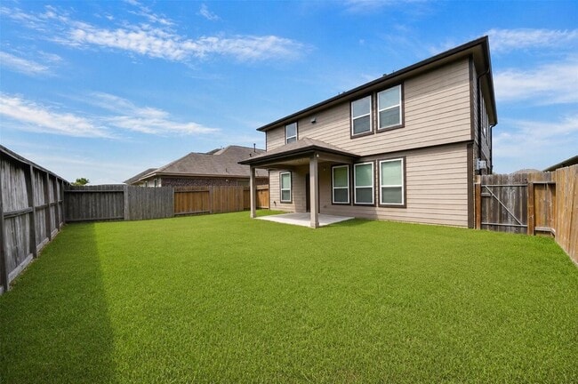 Building Photo - 16361 Olive Sparrow Dr