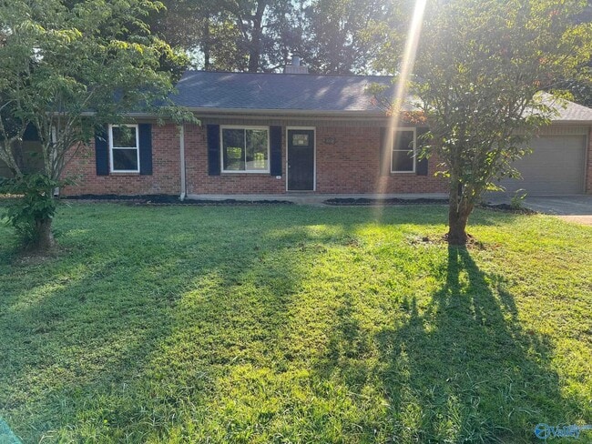 Building Photo - 227 Stormy Dr