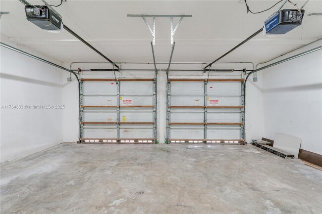Building Photo - 2941 NW 99th Ave