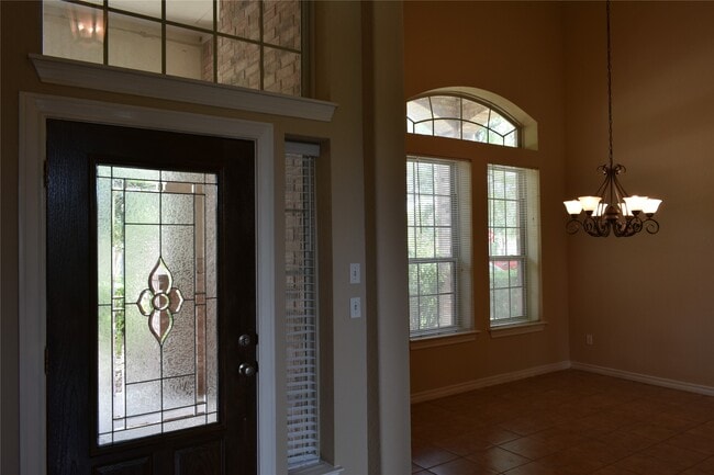 Building Photo - 26307 Meadow Dawn Ln