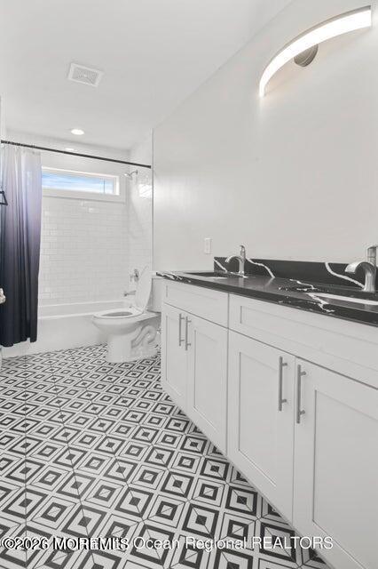 Building Photo - 192 Willow Dr