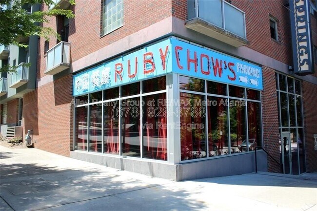 Building Photo - 620 Glen Iris Dr NE