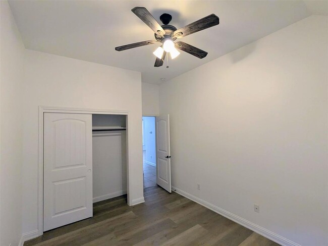 Building Photo - 4217 Buckskin