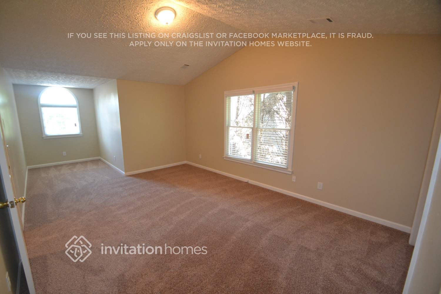 Building Photo - 2601 Dreux Ct