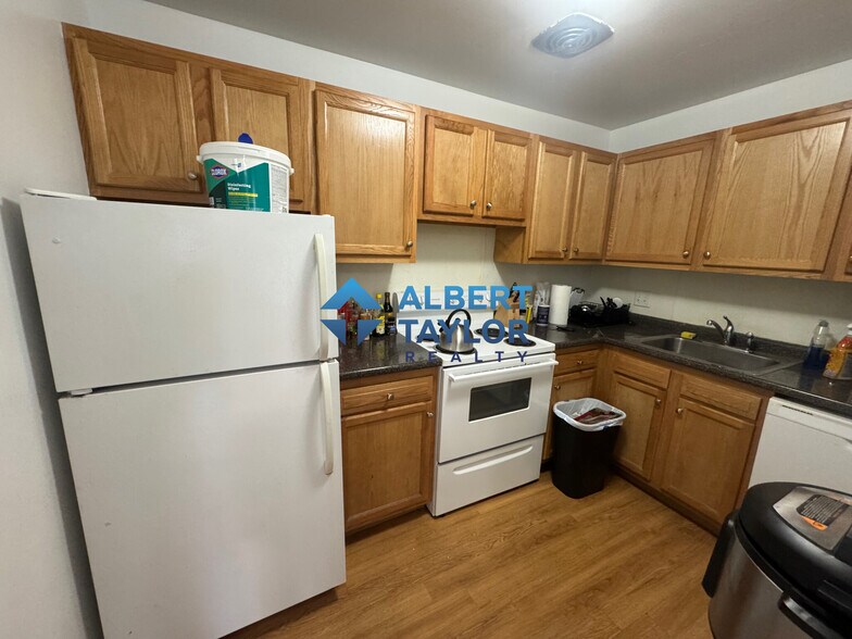Building Photo - 311 Tappan St