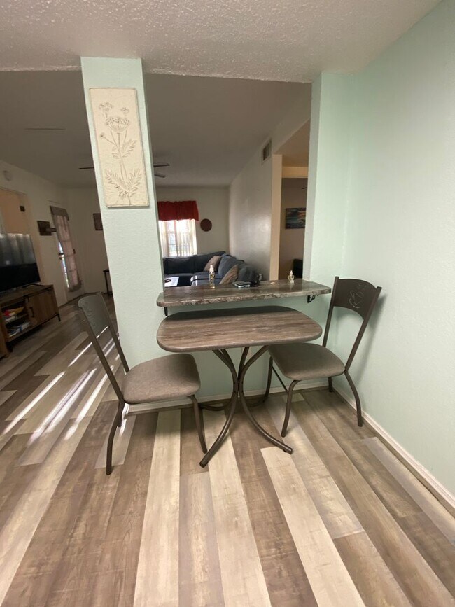 Building Photo - 1051 Forrest Nelson Blvd