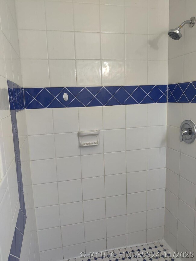 Building Photo - 6251 SW 41st St