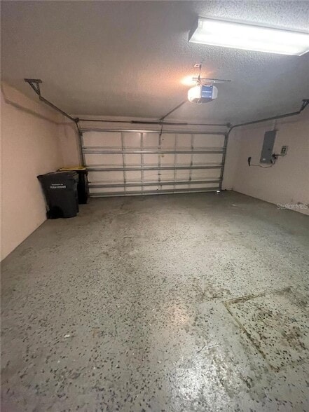 Building Photo - 218 Langford Park Ave