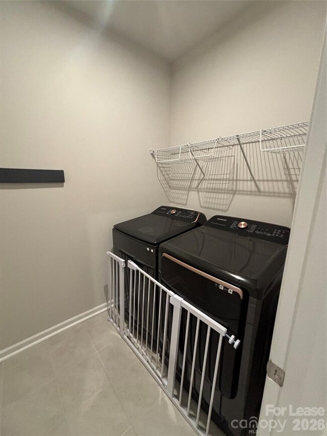 Building Photo - 5200 Somerset Hill Ln