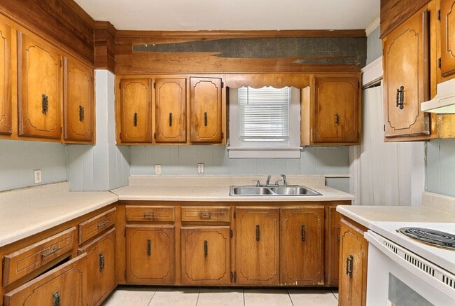 Building Photo - Single family home - 3 bedroom