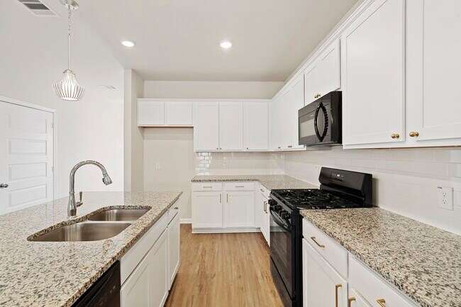 Building Photo - 3338 Brushy Marsh Dr