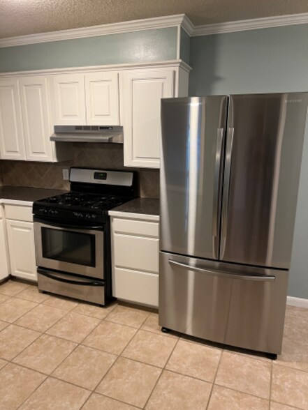 Building Photo - 119 Fairlane Dr