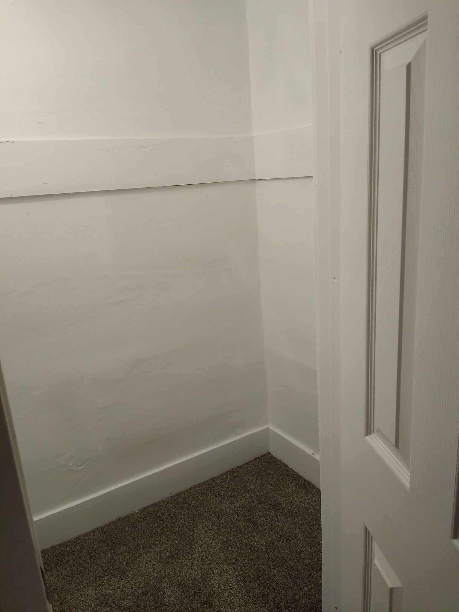 Building Photo - 2329 Van Buren Ave