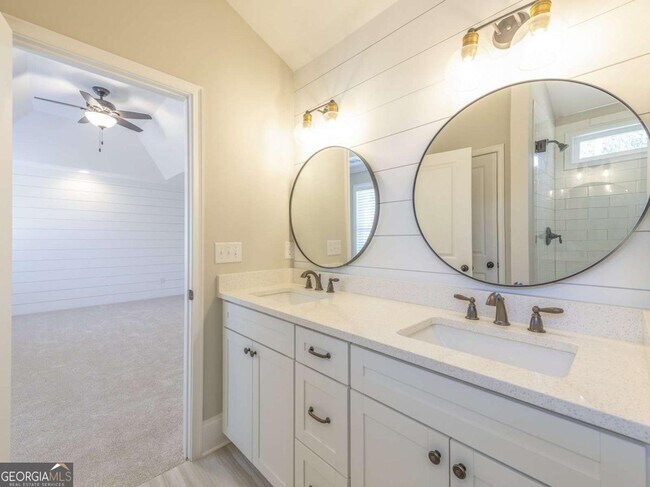 Building Photo - 4210 Old Cherokee St