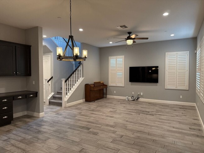 Building Photo - 4 Bed 3 Bath $75k in Upgrades!!!!