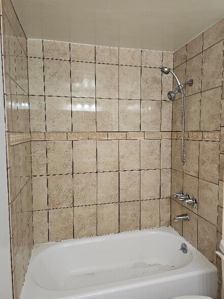 Building Photo - 20810 Amie Ave