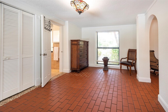 Building Photo - 3412 Leigh Rd