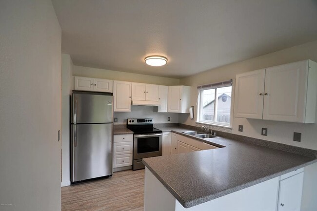 Building Photo - Little Dipper Avenue