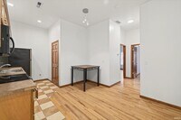 Building Photo - 110 W 6th St