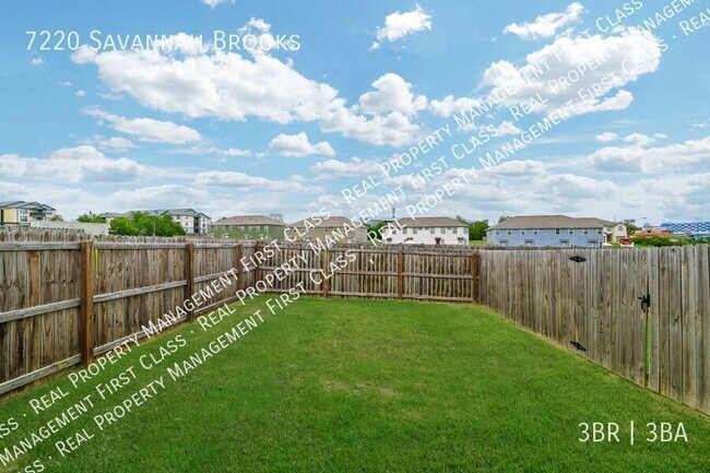 Building Photo - 7220 Savannah Brooks