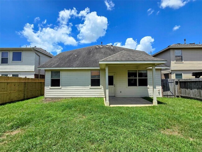 Building Photo - 6139 Sierra Springs Ln